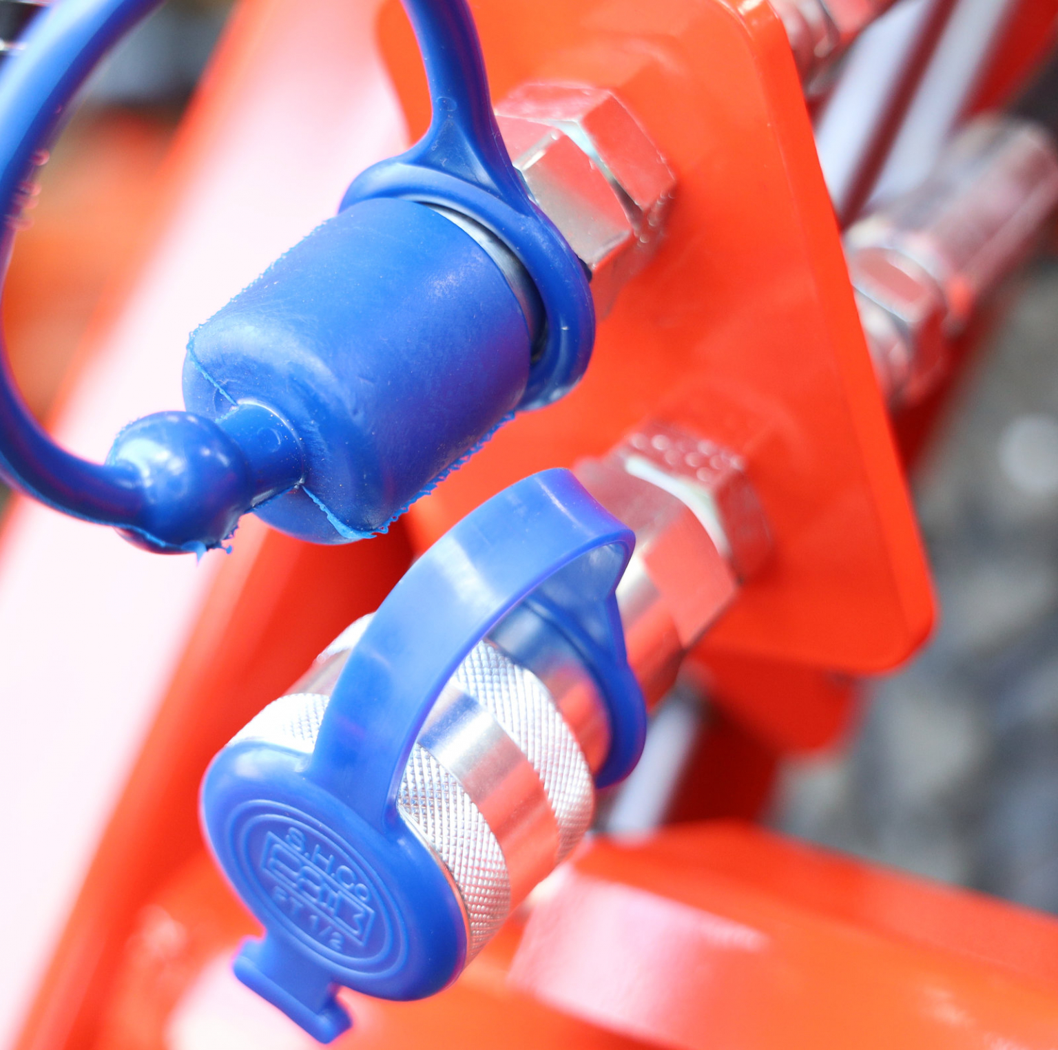 Kioti Tractor CX2510 HST - Kenton Equipment